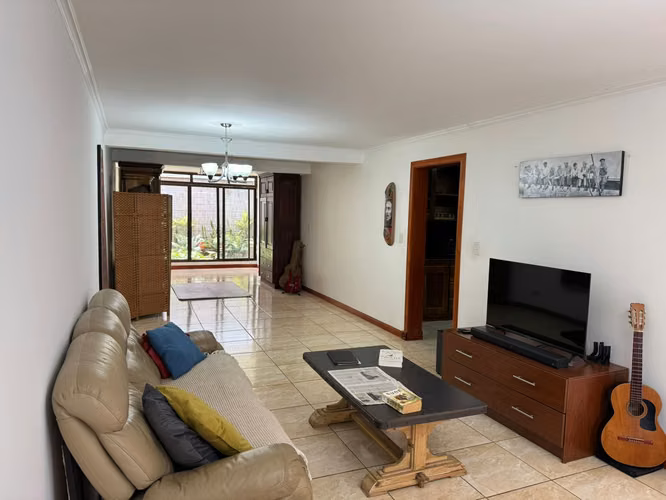 Venta de hermosa Casa, Condominio Claretiano