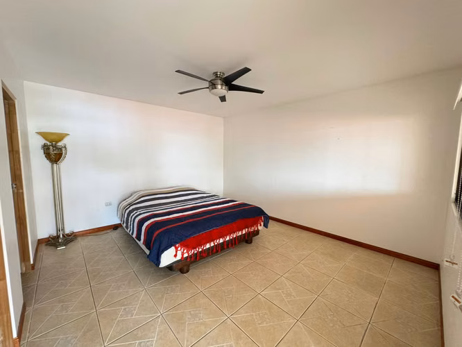Venta de hermosa Casa, Condominio Claretiano