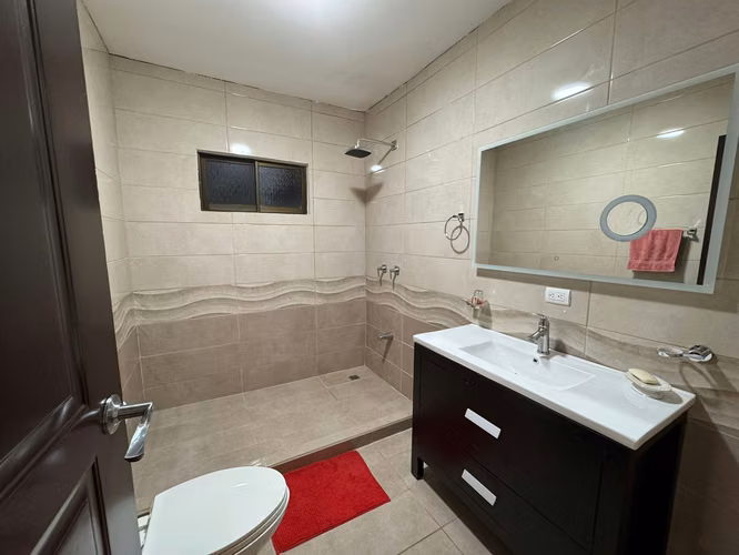 Venta de hermosa Casa, Condominio Claretiano