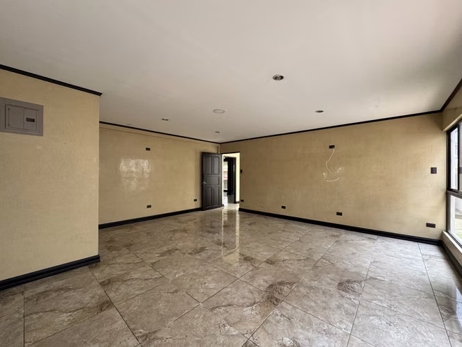 Venta de casa en Pinares, Curridabat