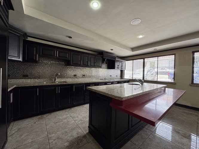 Venta de casa en Pinares, Curridabat