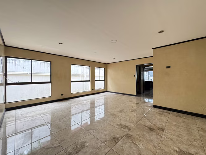 Venta de casa en Pinares, Curridabat