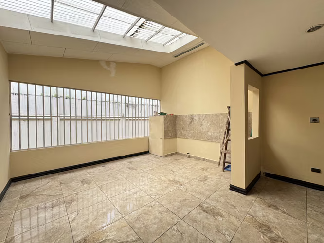 Venta de casa en Pinares, Curridabat
