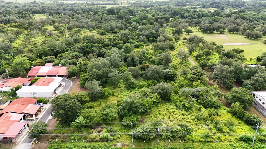Se venden 11,169 m² para desarrollo - Uso mixto + 10 disponibilidades de agua (FB) - Imagen 7
