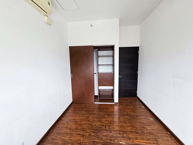 Venta de apartamento en Cond. Allegro Lagunilla de Heredia, Remate bancario! - Imagen 5