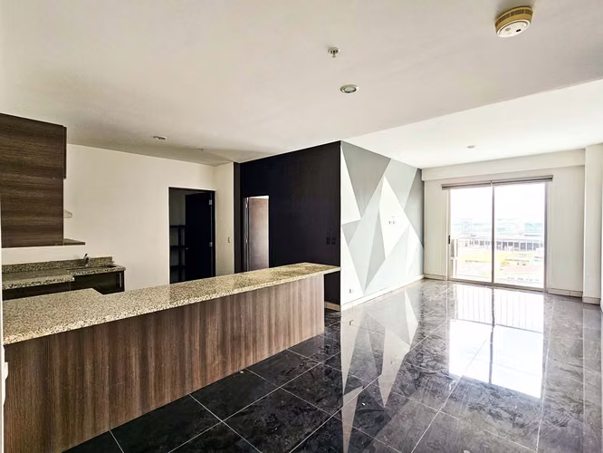 Venta de apartamento en Cond. Allegro Lagunilla de Heredia, Remate bancario!