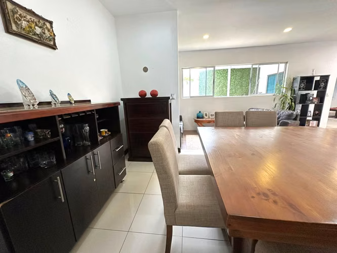 Casa en Venta en Condominio Génesis, Jacuzzi, 3 Hab – Montes de Oca, Excelente Ubicación