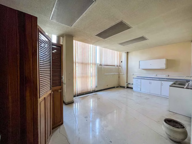 Venta de Edificio ideal para oficinas, instituciones o inversión corporativa - Imagen 14