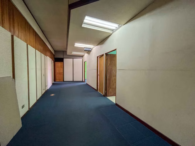 Venta de Edificio ideal para oficinas, instituciones o inversión corporativa - Imagen 9