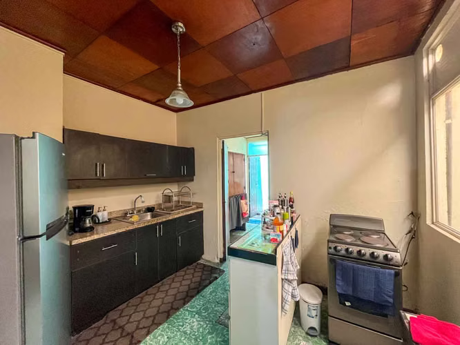 Venta de casa en Barrio La California, ideal para negocio, hospedaje o inversión - Imagen 6
