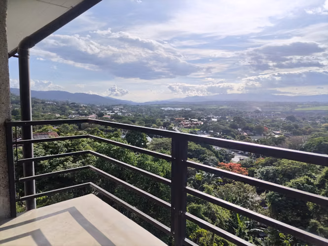 Espectacular, amplio y moderno apartamento con vistas únicas