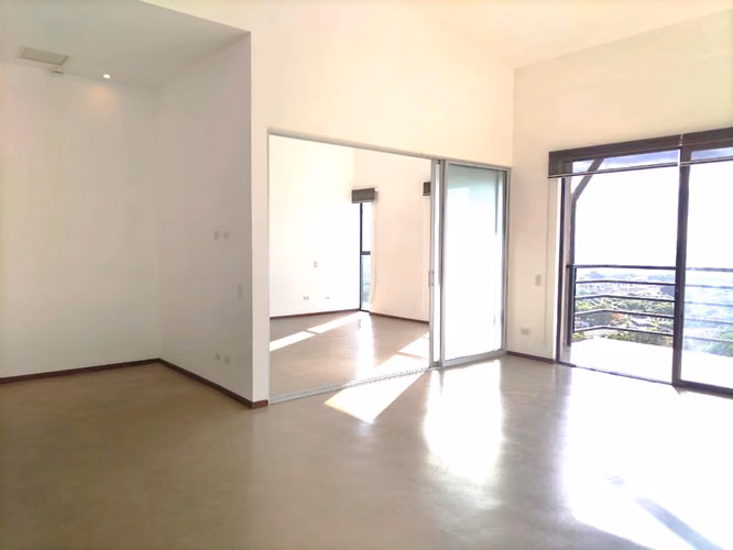 Espectacular, amplio y moderno apartamento con vistas únicas