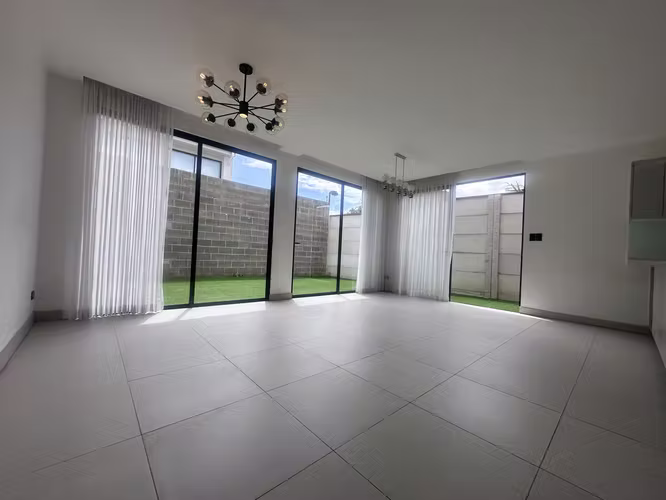 House for rent in Guachipelin de Escazu