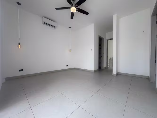 Casa Moderna en Condominio en Lindora 185mts - Imagen 16