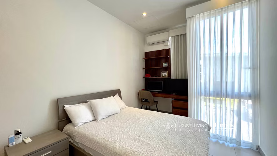 21425 - Casa moderna, 3 hab, terraza y piscina en condominio boutique - Imagen 15