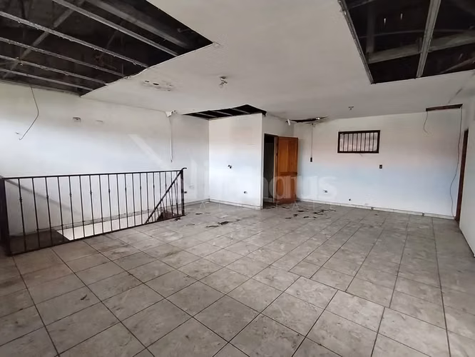 Se Casa Comercial San Francisco de Heredia, sobre calle principal