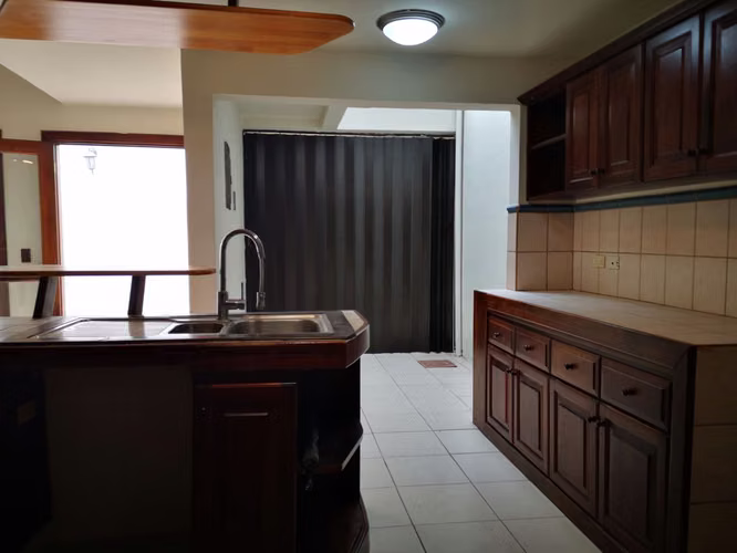 Escazú Guachipelín se alquila casa en condominio  - Imagen 10