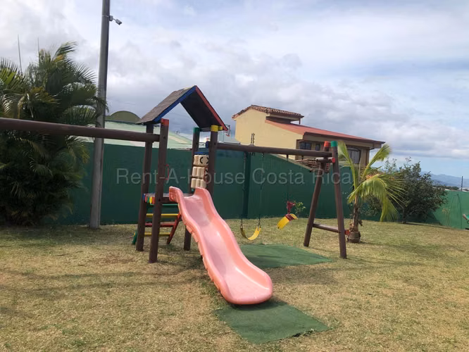 VENTA Casa Familiar en Condominio – San Francisco de Heredia – 4 Habitaciones - Imagen 19