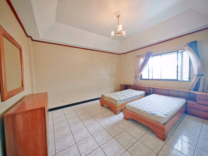 Alquiler de apartamento en Rohrmoser. Amoblado. - Imagen 7