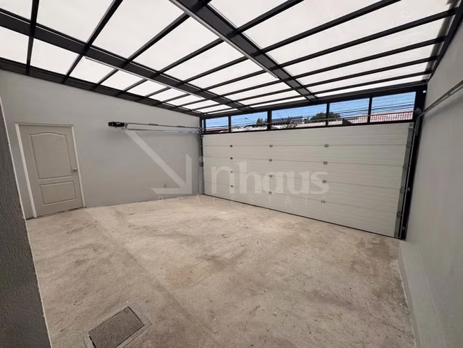 Se vende casa remodelada 100% con apartamento en Desamparados centro P.P - Imagen 10