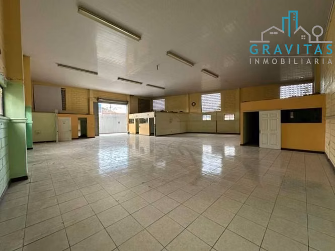 Alquiler de bodega en Guadalupe, uso de suelo mixto 350m2 ID 1997