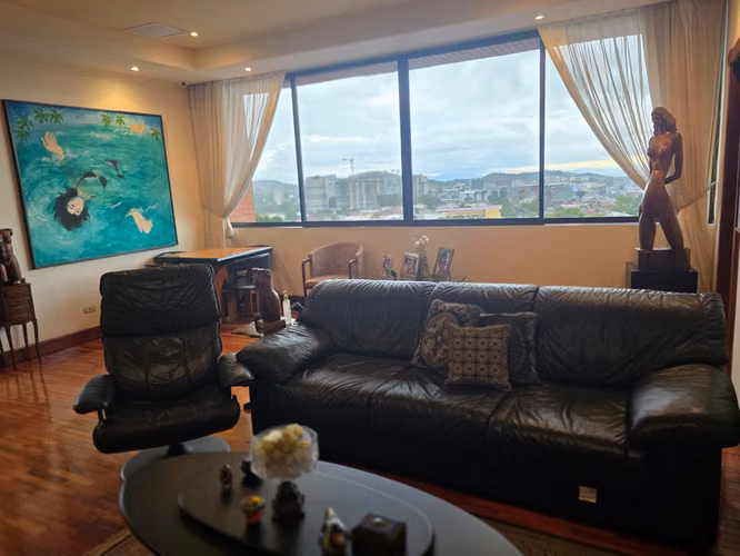 Amplio Apartamento con Vista Panorámica en Venta | Gran Horizonte – Escazú