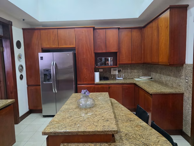Amplio Apartamento con Vista Panorámica en Venta | Gran Horizonte – Escazú