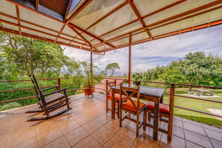 Encantadora Propiedad en Rancho Redondo – Amplios Espacios y Vistas Panorámicas SSD - Imagen 18