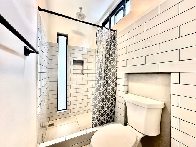 Escazú - Apartamento estudio 70m - tranquilidad y ubicación de lujo.