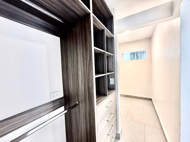 Escazú - Apartamento estudio 70m - tranquilidad y ubicación de lujo.