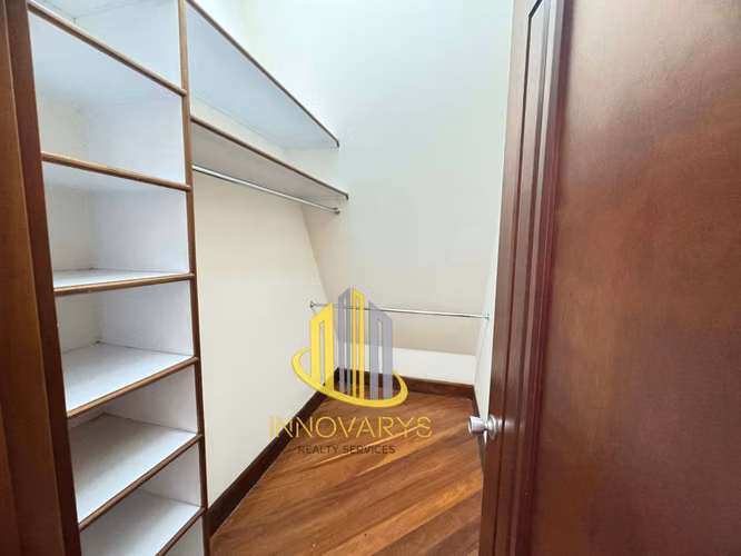 Alquiler Casa de 3 cuartos, independiente en Trejos Montealegre # - Imagen 20