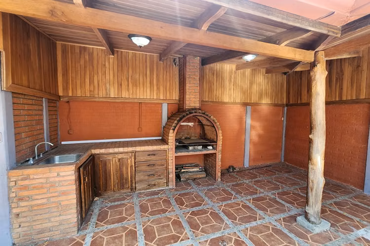 CASA EN VENTA EN CARRILLOS DE POAS