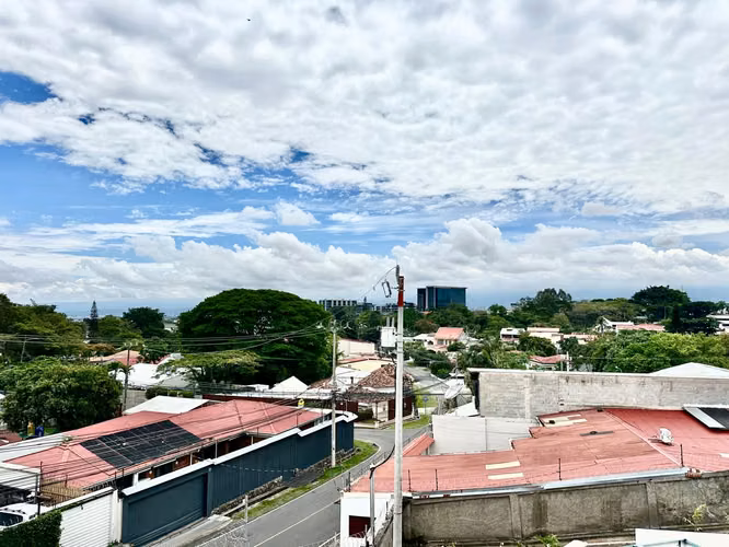 Escazú - Apartamento de 1 habitación de 100mt - Amplitud y tranquilidad - Imagen 12