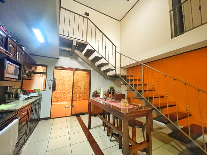 Casa en venta en Condominio | San Josecito de Alajuelita! P586