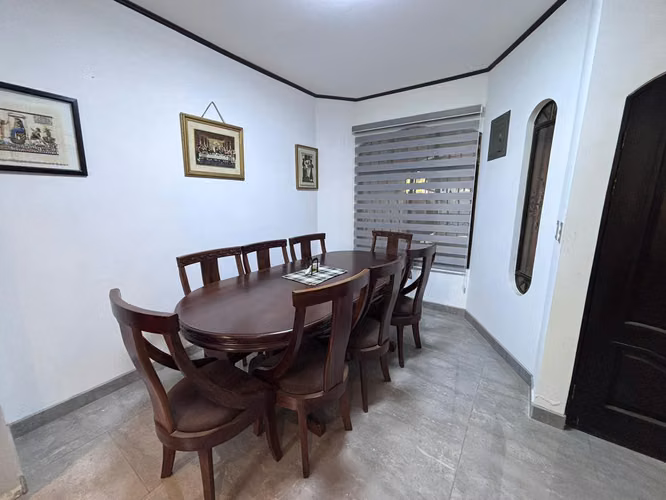¡Espaciosa Casa Familiar en Coronado! 4 Habitaciones, Patio de 75 m² y 2 Parqueos