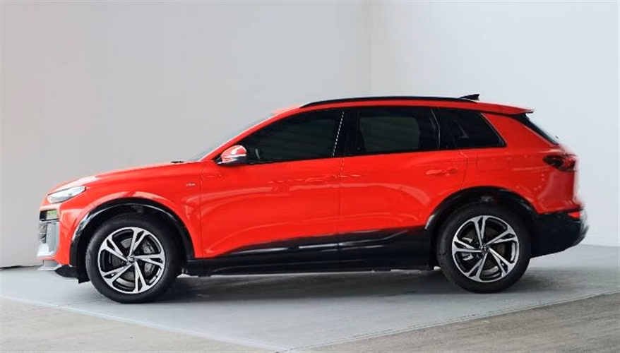AUDI E-TRON 2025 AUTOMÁTICA ELÉCTRICO ROJO
