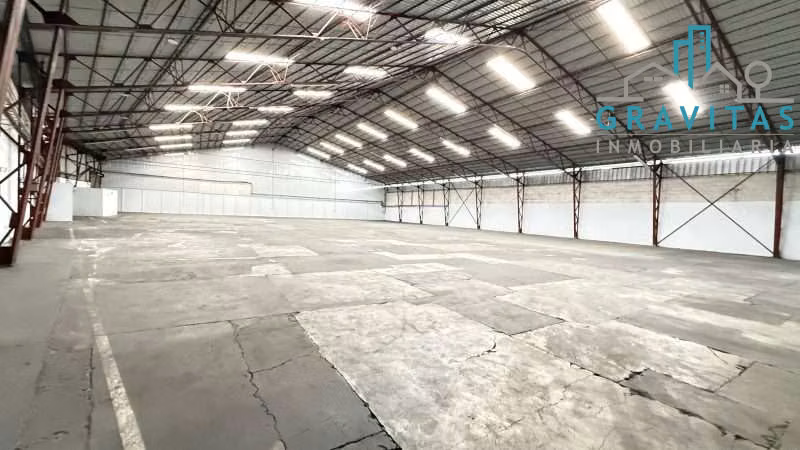Alquiler de bodega en Tibás, uso industrial 2058m2 ID 1998