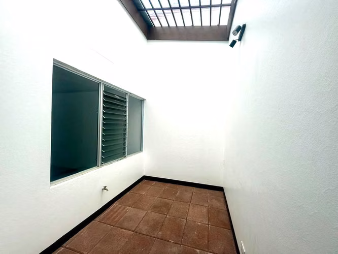 Venta de Casa en Mercedes Norte Heredia UN NIVEL – Amplios Espacios y Elegancia - Imagen 18