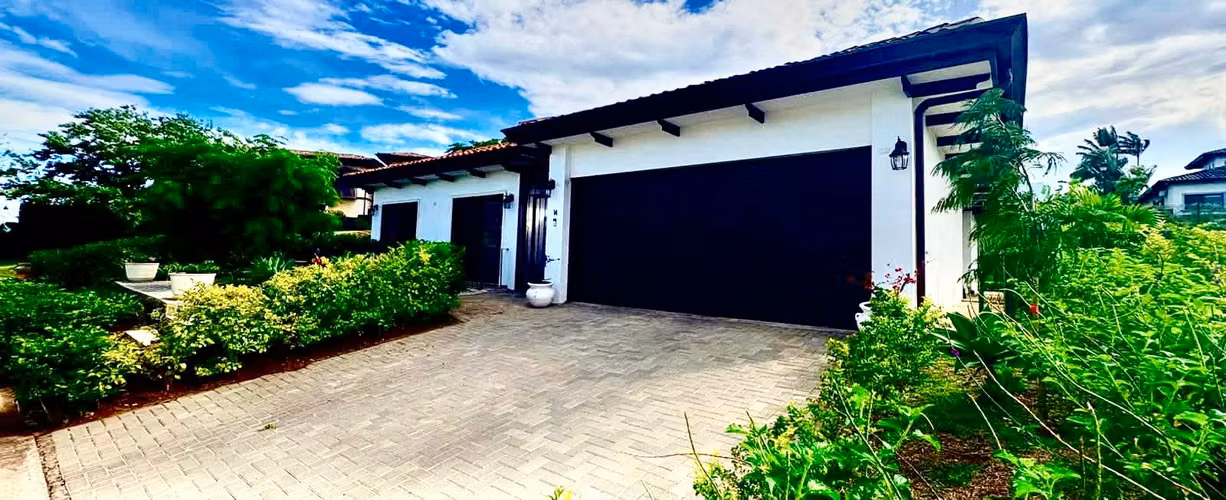 Casa en venta en Hacienda Los Reyes en condominio. - Imagen 4
