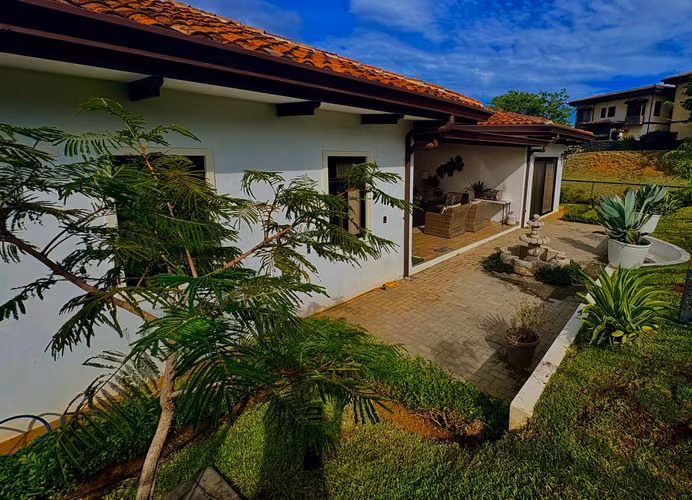 Casa en venta en Hacienda Los Reyes en condominio. - Imagen 15