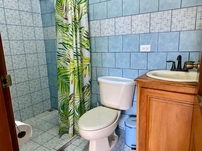 Casa de 3 Niveles en Venta en Barrio Jesús, Atenas - Imagen 14