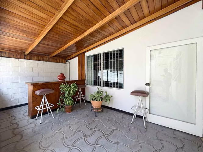 Venta de casa en Sabana Norte de un nivel con uso mixto y potencial de desarrollo - Imagen 13