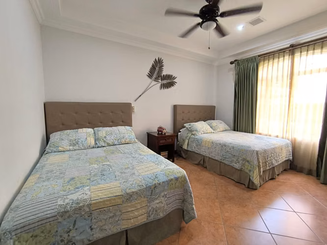 Venta de Amplio Apartamento de Primer Piso - Imagen 14