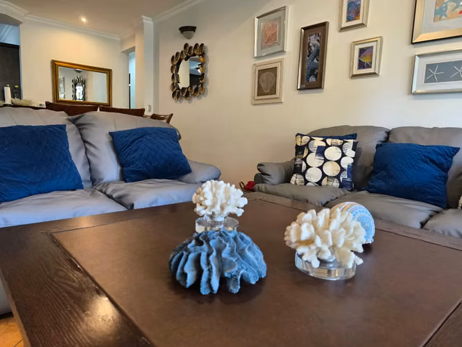 Venta de Amplio Apartamento de Primer Piso - Imagen 4