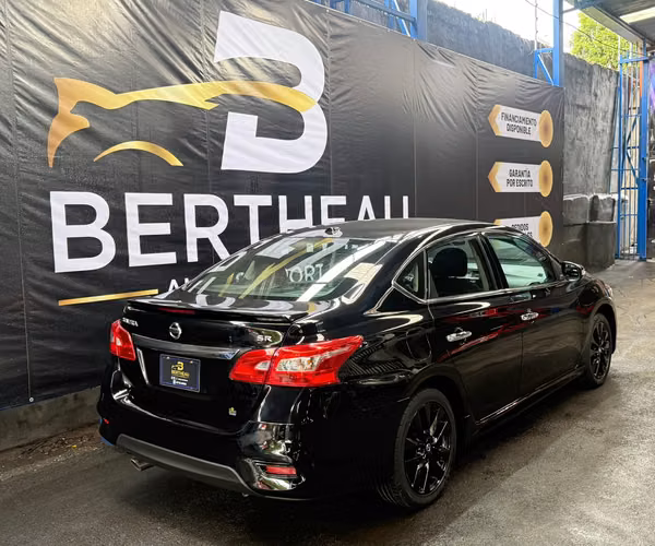NISSAN SENTRA SR 2017 NEGRO AUTOMÁTICO