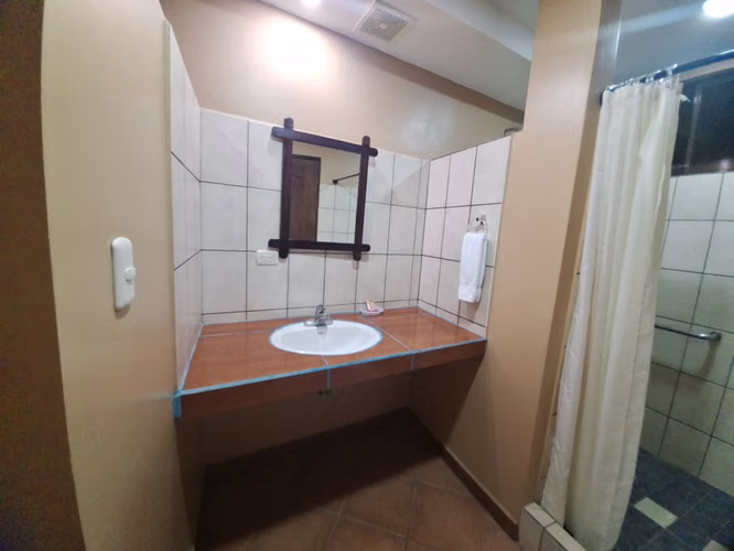 Hotel en Venta en Belén, Heredia | Negocio Operativo y Equipado H.A. #26-2129