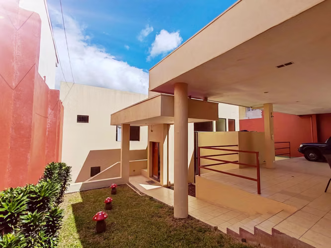 Se Alquila Casa amplia con Patio en Ayarco de Curridabat – cerca Mall Ciudad del este - Imagen 16
