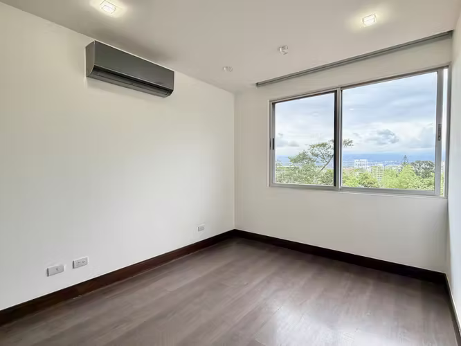 Escazu- Vista Hermosa - Amplia y Lujosa - Ubicación Ideal - Electrodomésticos