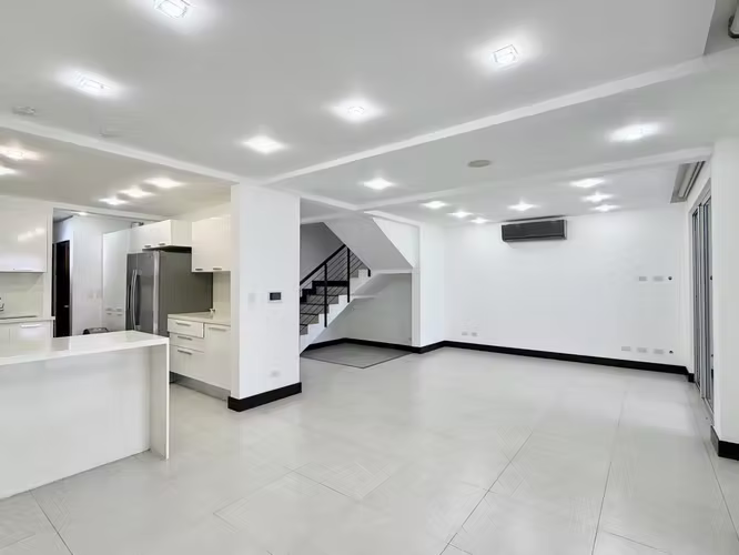 Escazu- Vista Hermosa - Amplia y Lujosa - Ubicación Ideal - Electrodomésticos