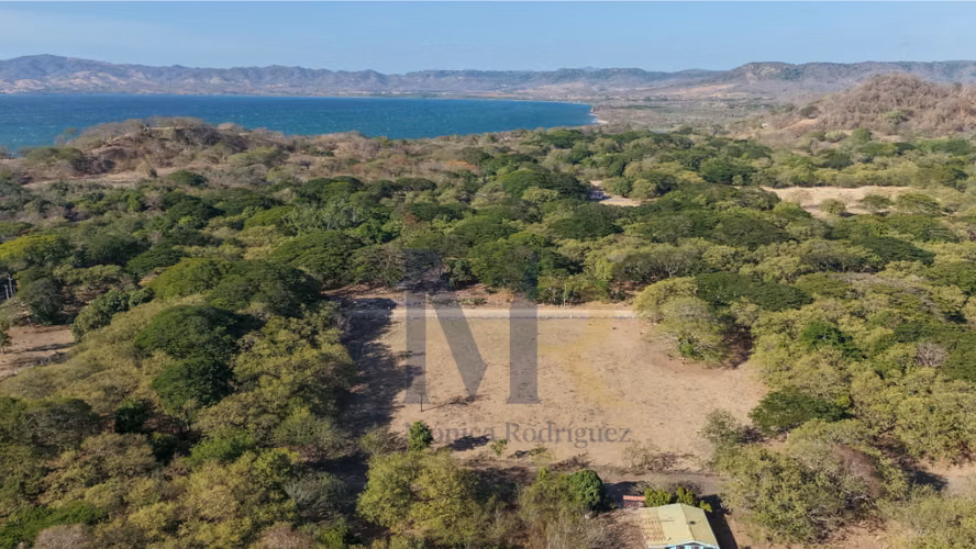 Terrenos cerca de la playa en Guanacaste El Jobo desde 2.352 m²